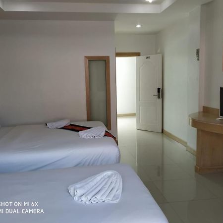 Red Sapphire Hotel Patong 外观 照片