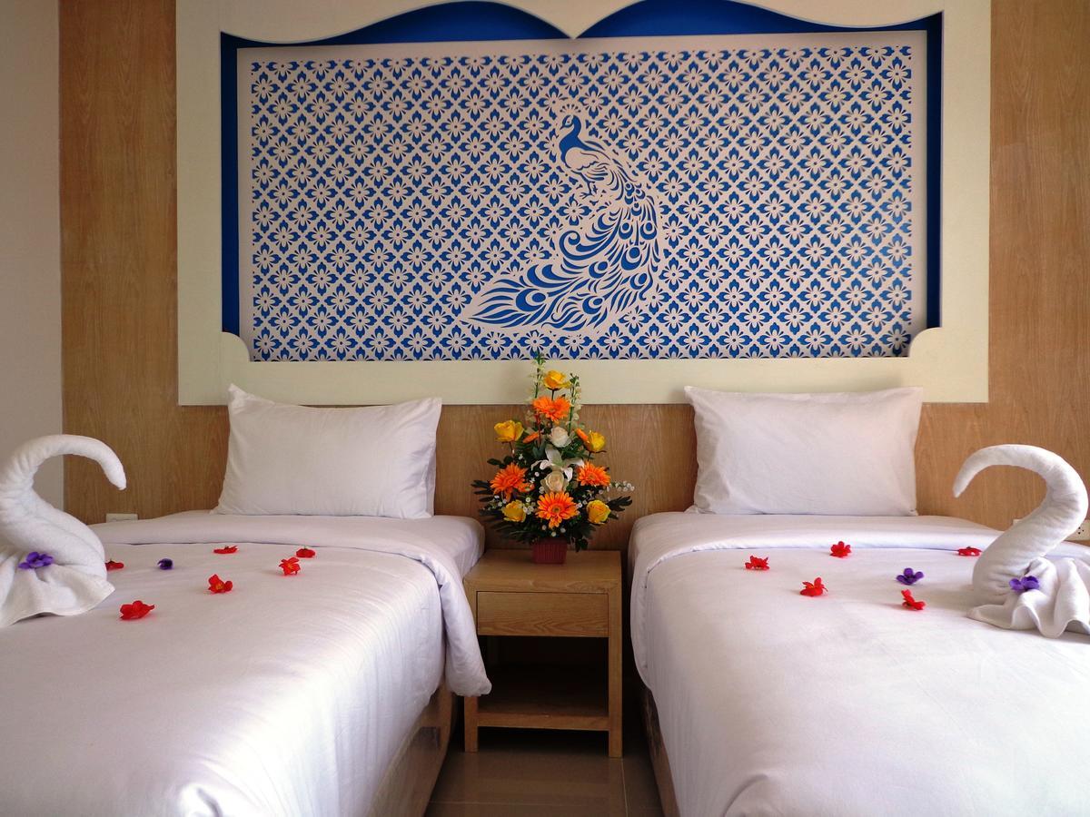 Red Sapphire Hotel Patong 外观 照片