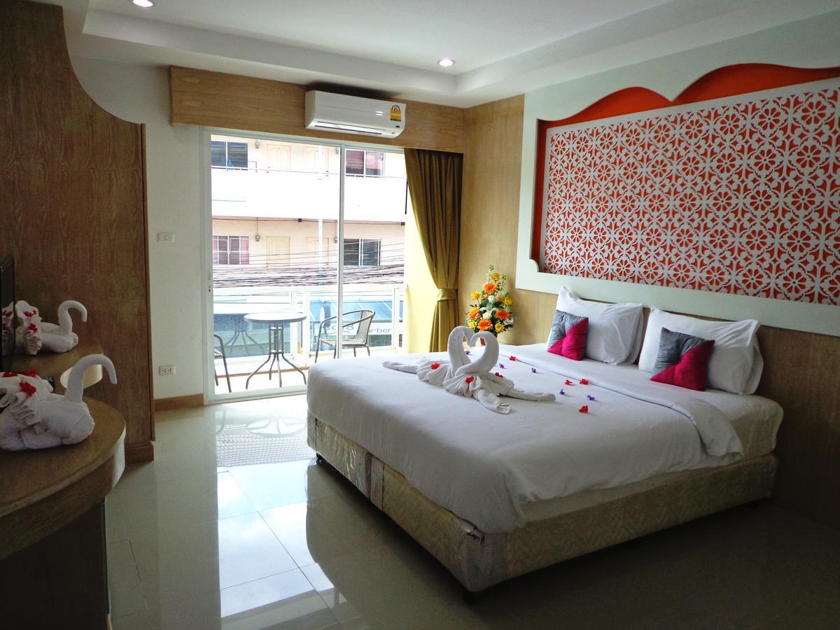 Red Sapphire Hotel Patong 外观 照片