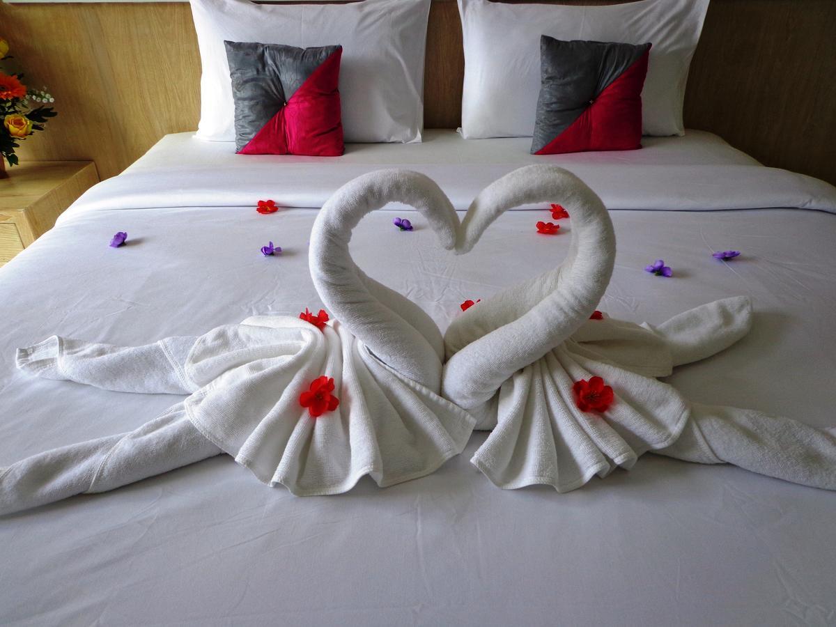 Red Sapphire Hotel Patong 外观 照片